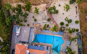 Astrofegia Beachfront Villa