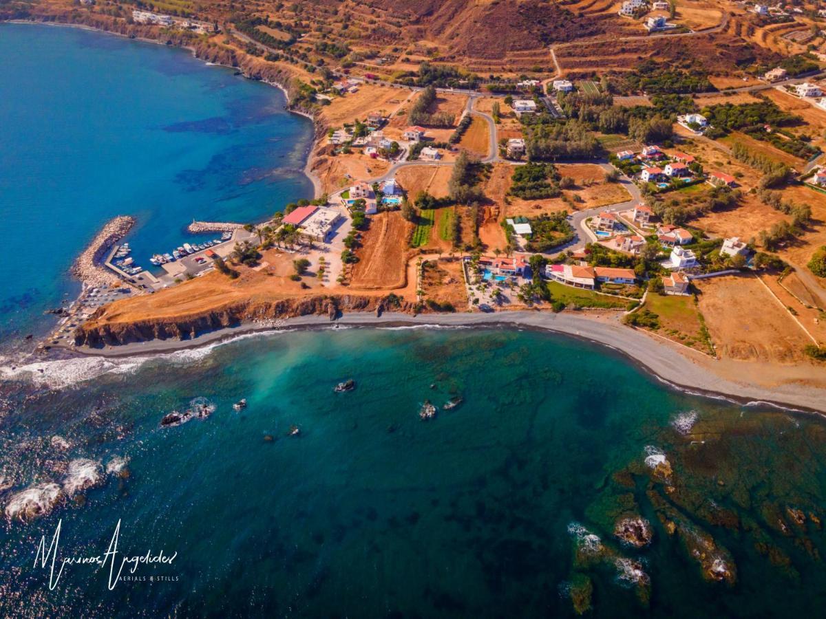 Astrofegia Beachfront Villa Πωμός Εξωτερικό φωτογραφία