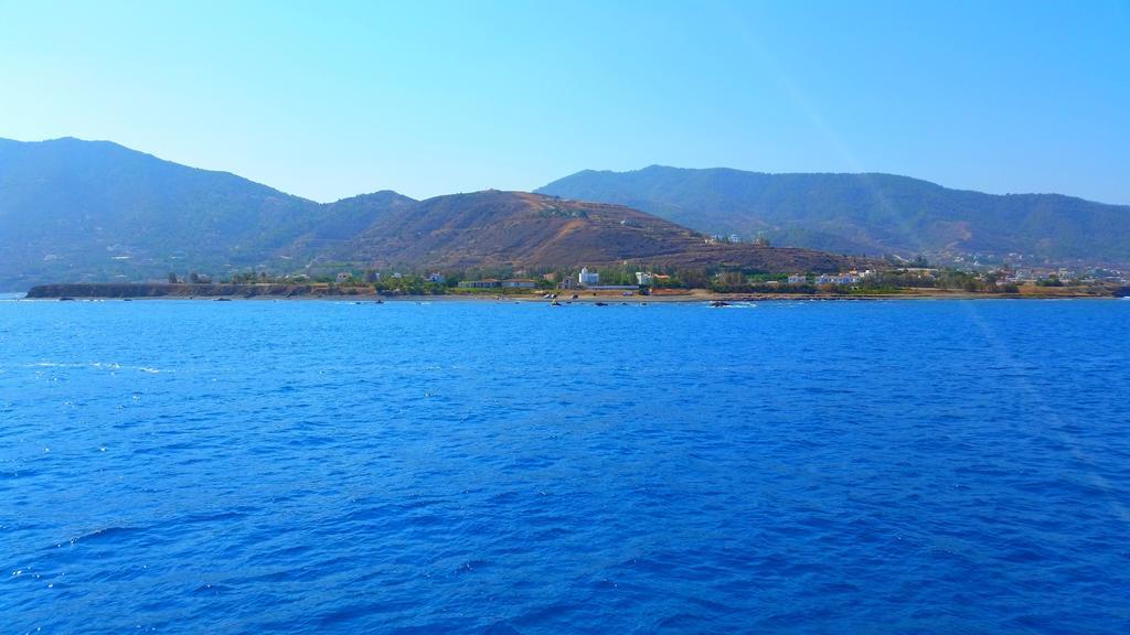 Astrofegia Beachfront Villa Πωμός Δωμάτιο φωτογραφία